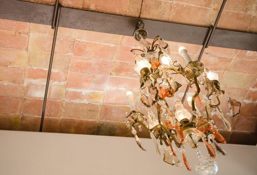 Отель Torre Barcelona