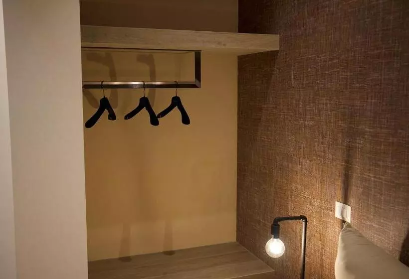 تختخواب و صبحانه Mixage Living