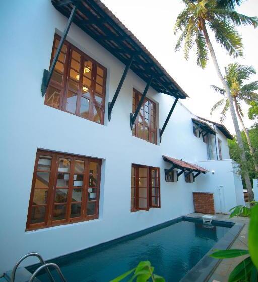 Pension (Hôtel basse catégorie) The Ayur Villa