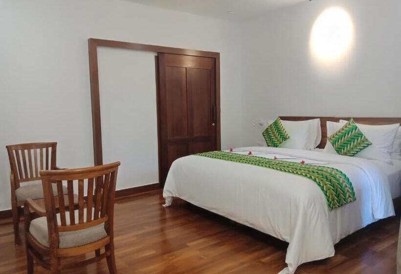 Pension (Hôtel basse catégorie) The Ayur Villa