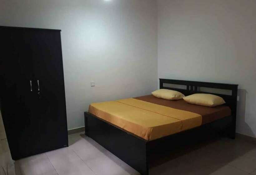 Contour Heritance Hotel Delgoda Walawwa