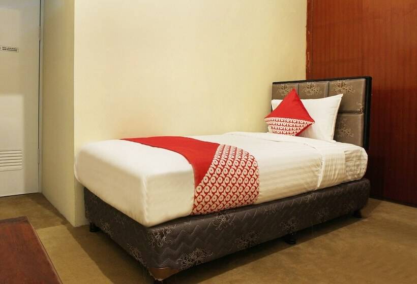 Hotell Oyo 146 Menteng Residence