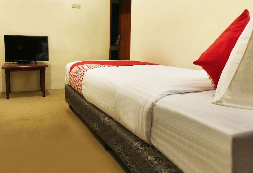 Hotell Oyo 146 Menteng Residence