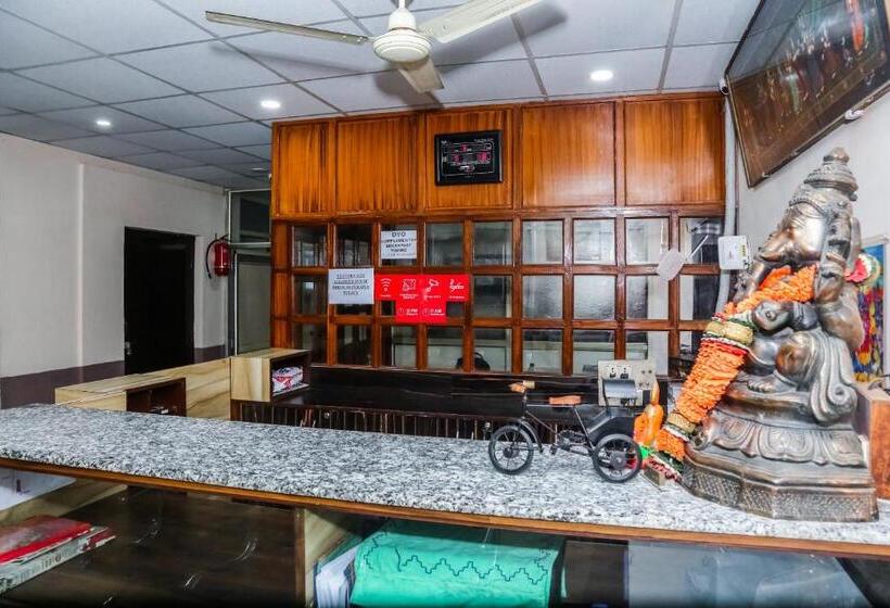 בית מלון כפרי Oyo 14658 Shree Ambe Tara Guest House