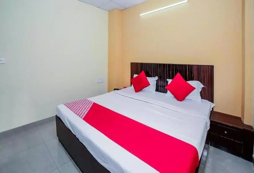 ホテル Oyo 14658 Shree Ambe Tara Guest House
