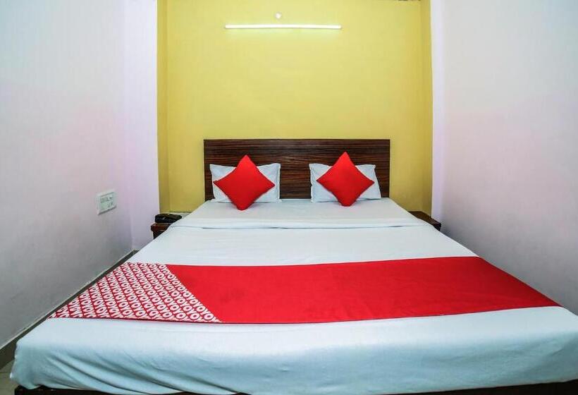 בית מלון כפרי Oyo 14658 Shree Ambe Tara Guest House