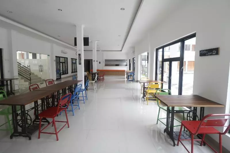 Hotelli Reddoorz Plus Near Kualanamu Airport