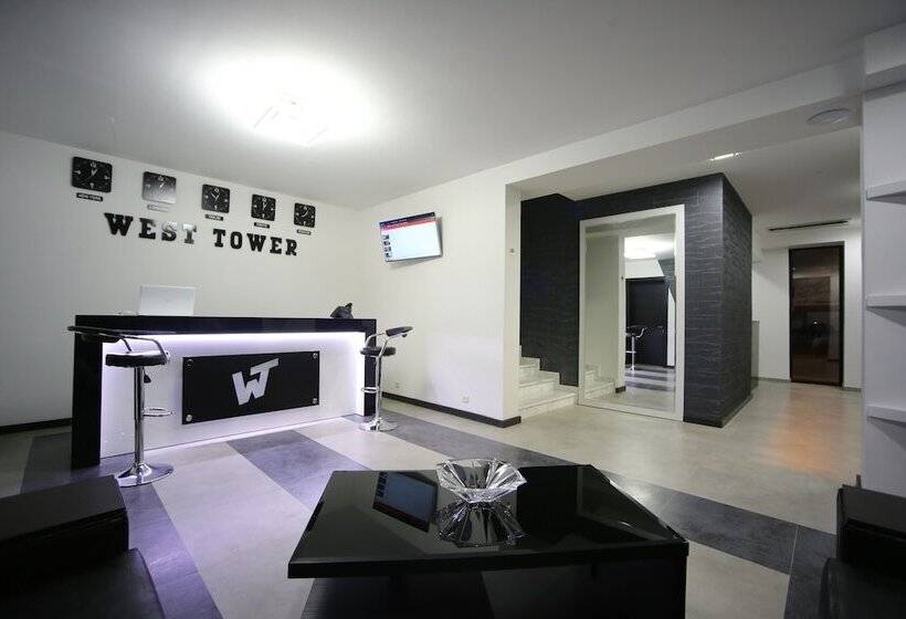 بنسيون West Tower