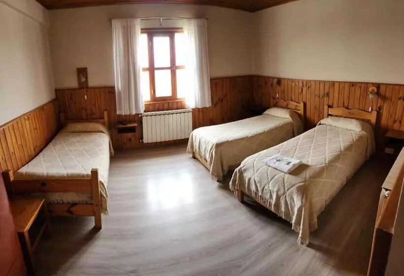 Retkeilymaja Hostal Rio Ona