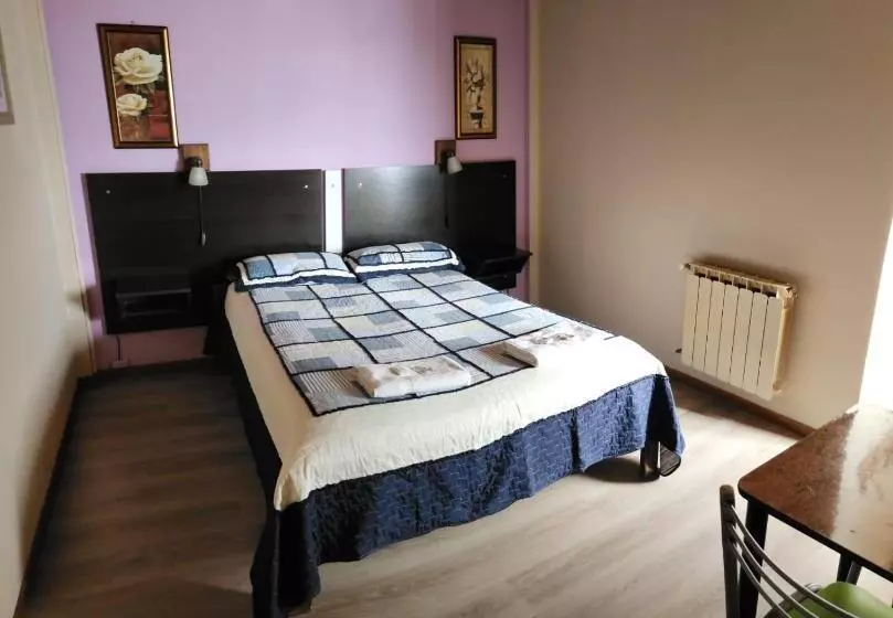 Retkeilymaja Hostal Rio Ona