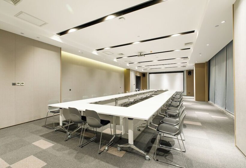 ホテル Holiday Inn Express Harbin Qunli, An Ihg