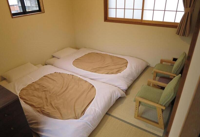 بنسيون Guest House Roji To Akari