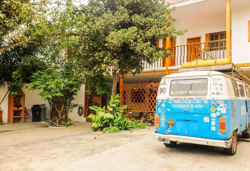 Retkeilymaja Boutique Platanal