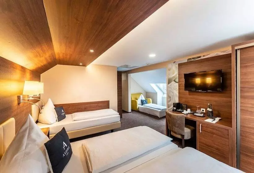 Hotelli Aspire Castillo Reutlingen, Trademark Collection By Wyndham