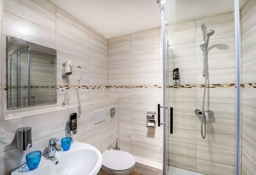 Hotelli Aspire Castillo Reutlingen, Trademark Collection By Wyndham