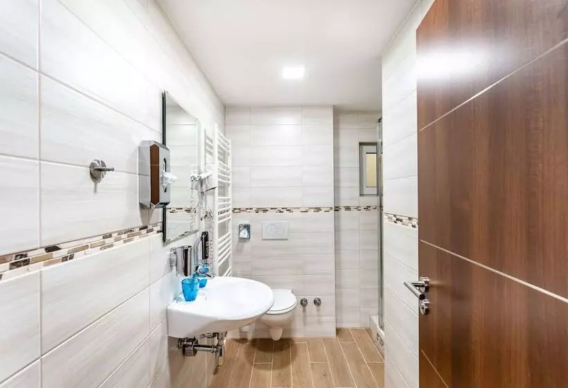 Hotelli Aspire Castillo Reutlingen, Trademark Collection By Wyndham