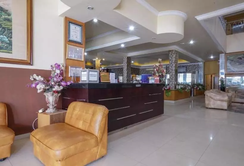 Hotelli Capital O 2064 Kartika Sriwijaya