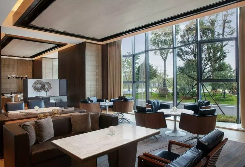 ホテル Courtyard By Marriott Jiangsu Taizhou