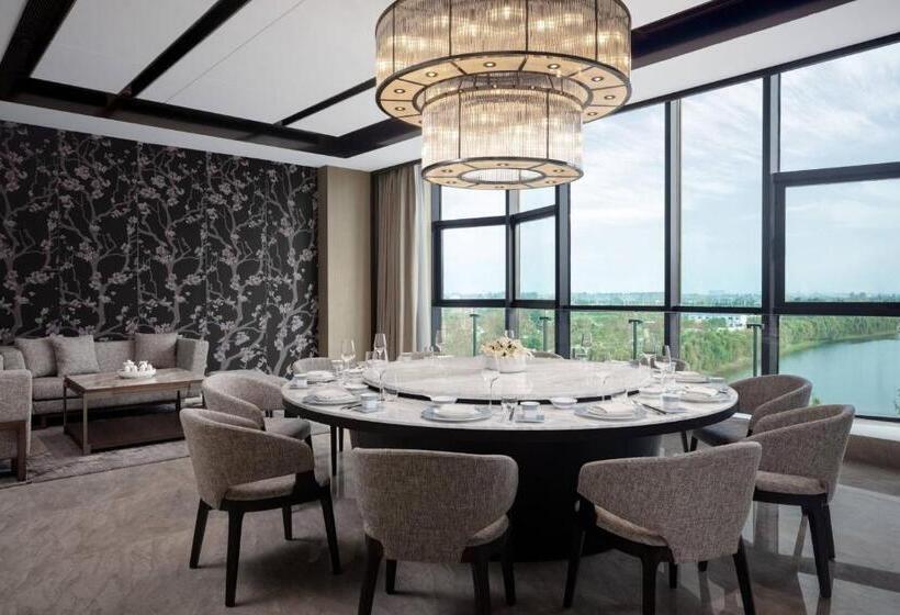 ホテル Courtyard By Marriott Jiangsu Taizhou