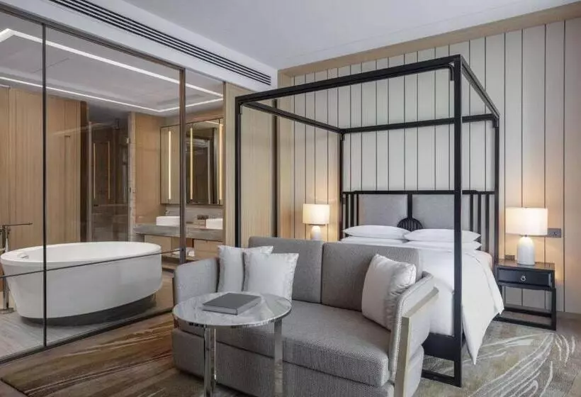ホテル Courtyard By Marriott Jiangsu Taizhou