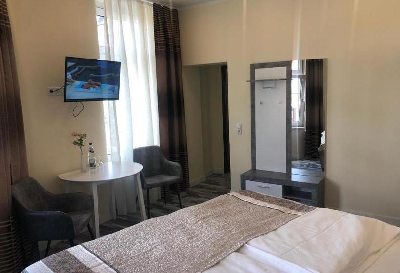 هتل Neuenahrer Hof