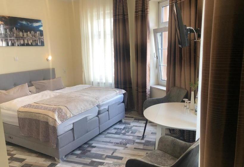 هتل Neuenahrer Hof