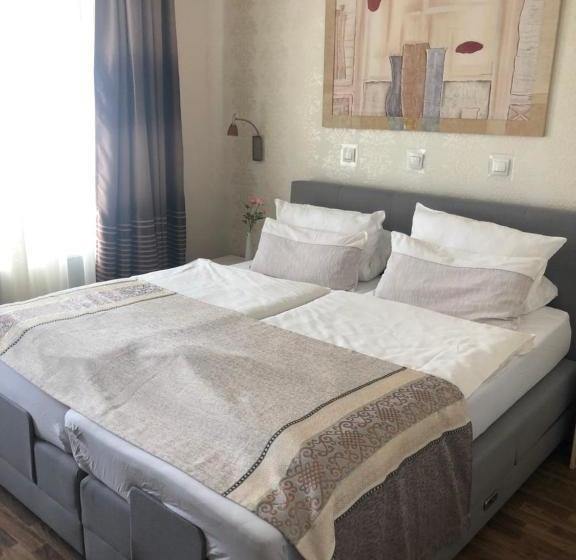 هتل Neuenahrer Hof