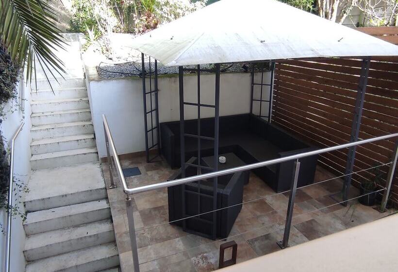 پانسیون Los Patios De Santander