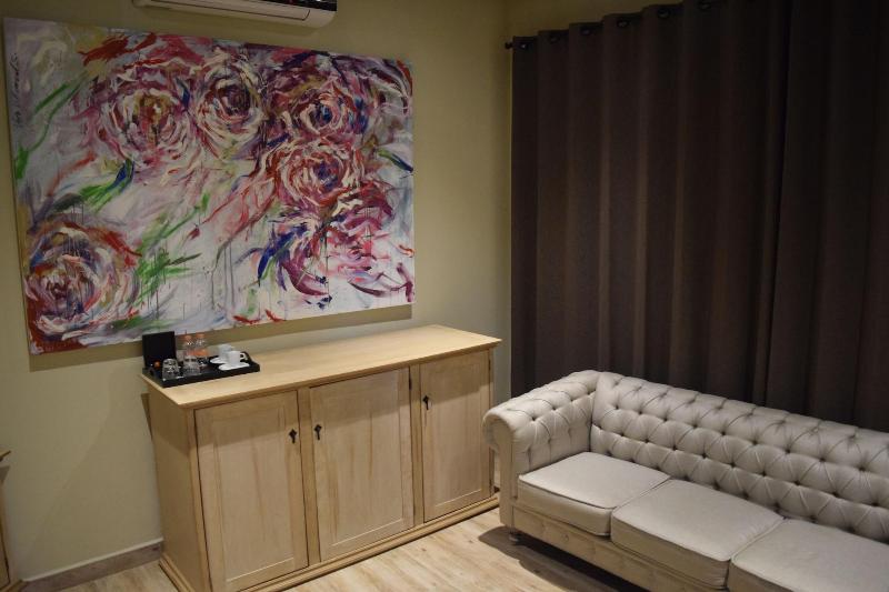 هتل Bouquet Adults Only