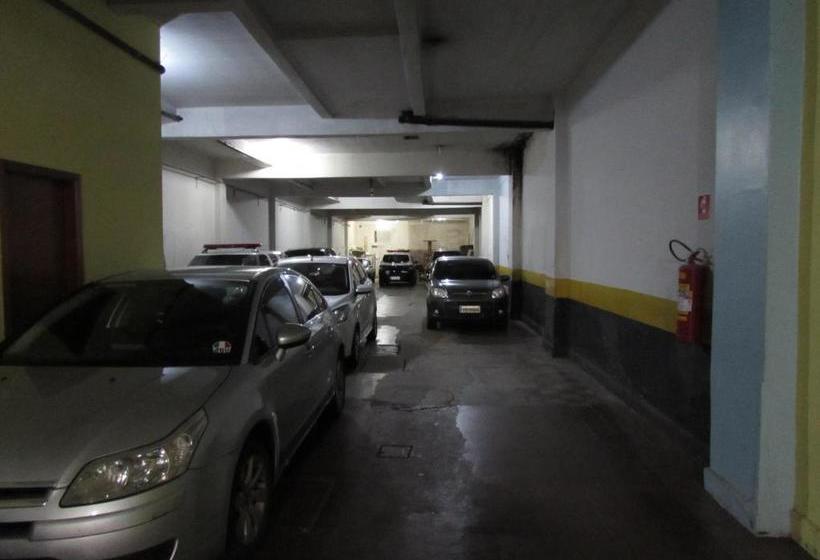 هتل Ideal Flíper Com Estacionamento Grátis Para Carro Pequeno Altura Padrão Internet Fibra