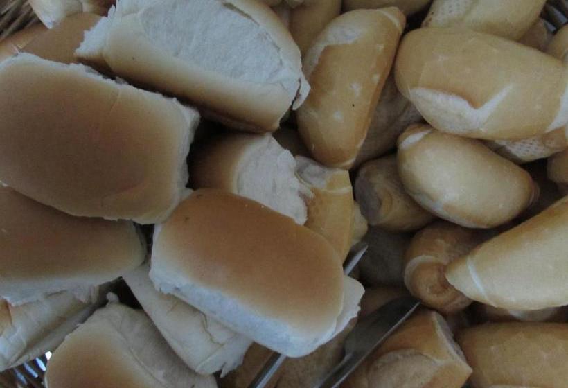 هتل Ideal Flíper Com Estacionamento Grátis Para Carro Pequeno Altura Padrão Internet Fibra