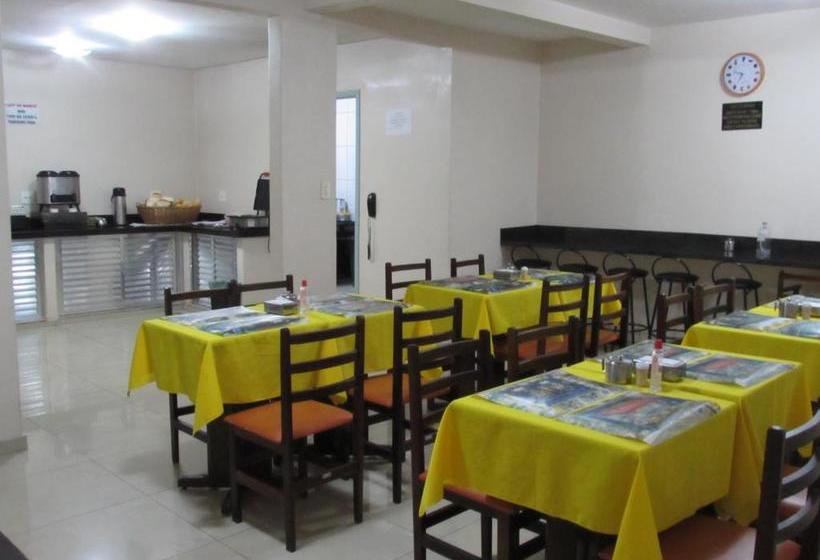 هتل Ideal Flíper Com Estacionamento Grátis Para Carro Pequeno Altura Padrão Internet Fibra