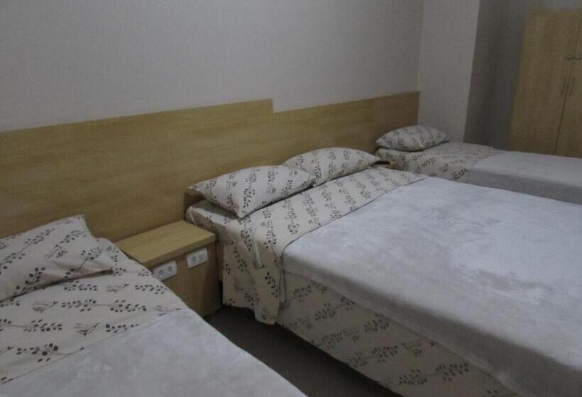 هتل Ideal Flíper Com Estacionamento Grátis Para Carro Pequeno Altura Padrão Internet Fibra