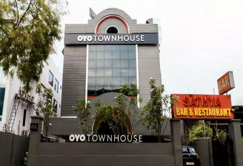 ホテル Super Townhouse Kalmana