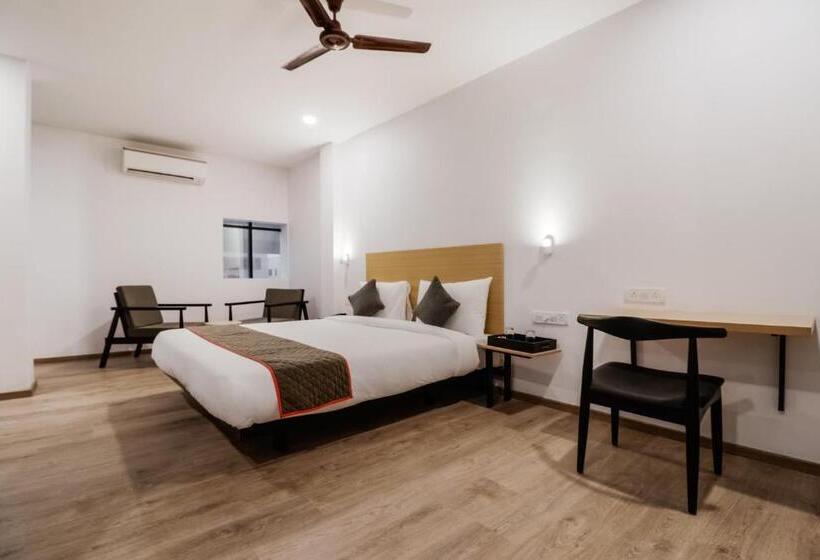 فندق Super Townhouse Kalmana