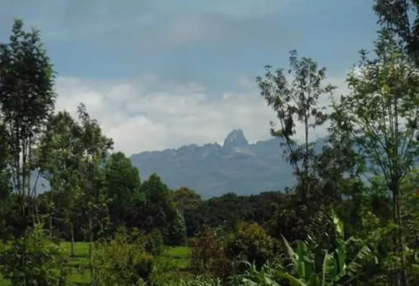 هاستل Mt. Kenya Riverside Retreat