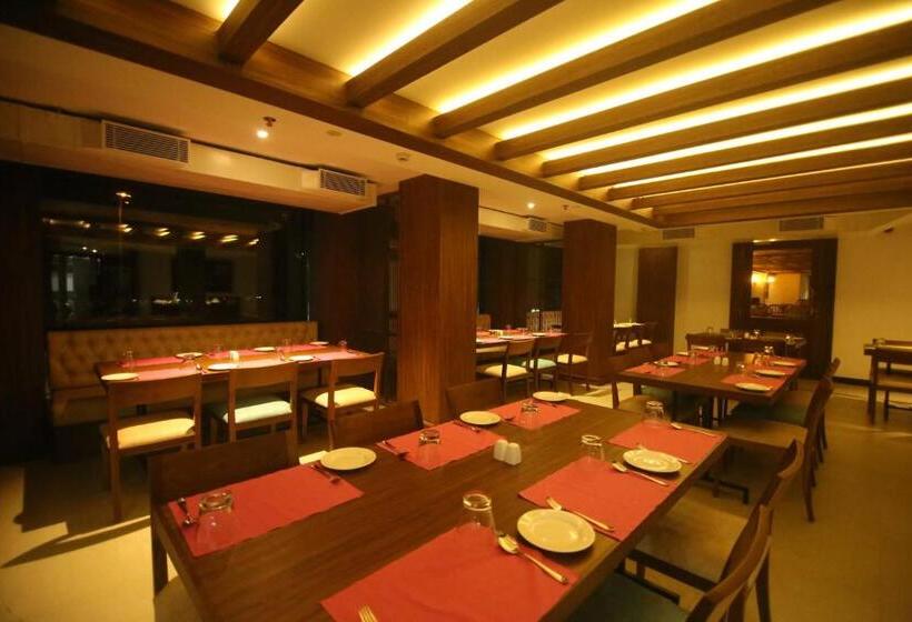 צימר Yash International