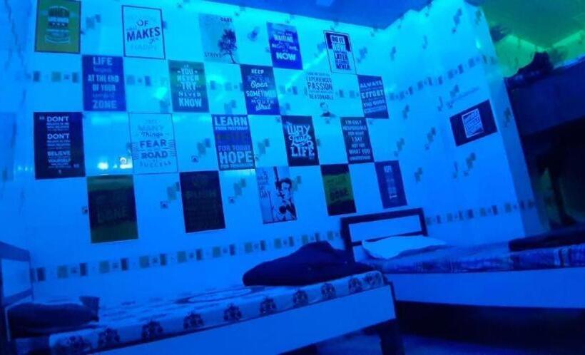 Blue Eye Backpackers Hostel