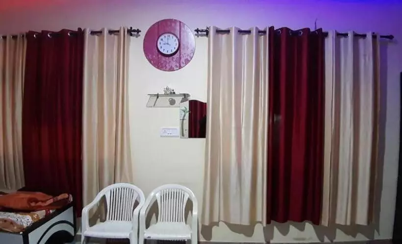 Blue Eye Backpackers Hostel