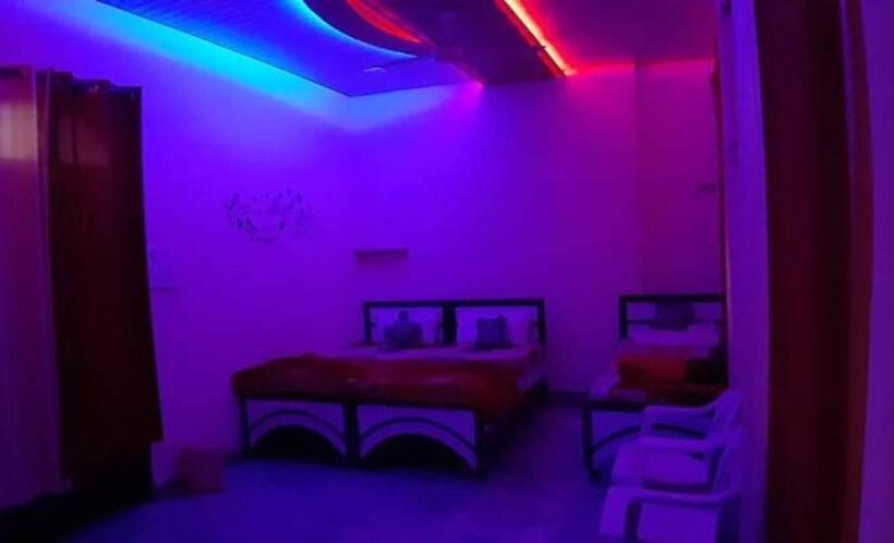 Blue Eye Backpackers Hostel