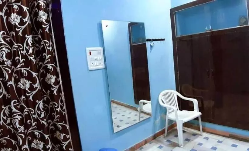 Blue Eye Backpackers Hostel