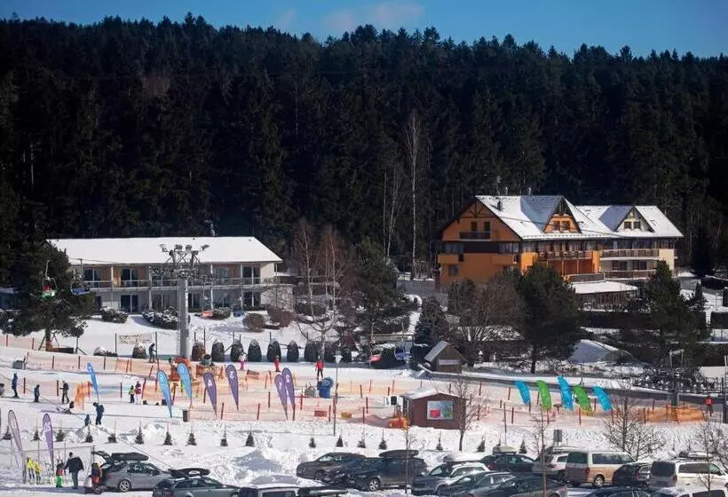 ホテル Slunečná Louka