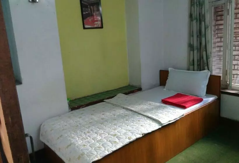 پانسیون Big Bell Guest House