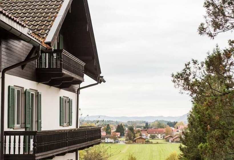 بنسيون Villa Sawallisch