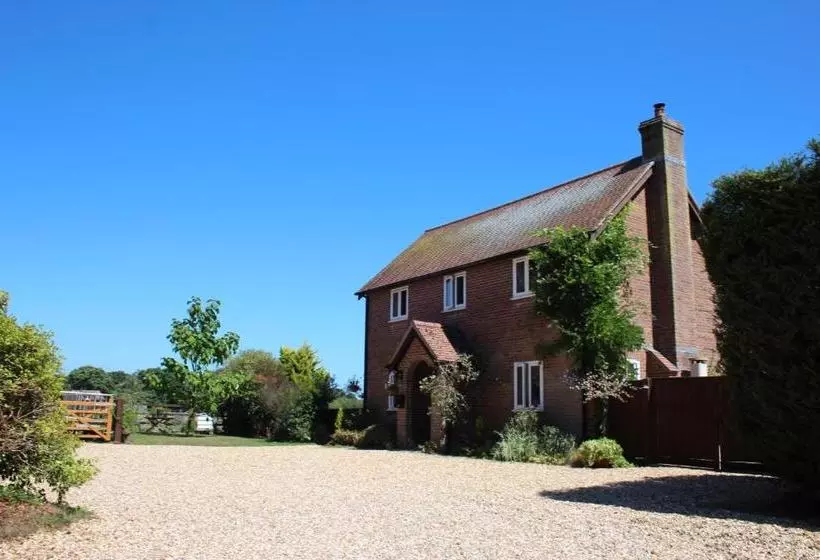 Graceland Farm B&b