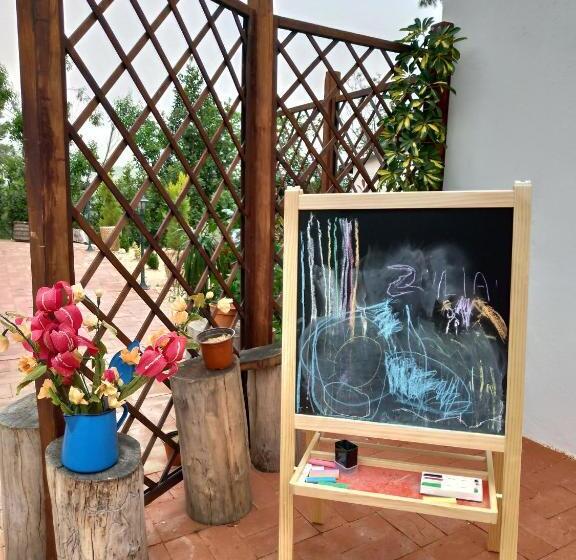 ホテル Agriturismo Essentia Dimora Rurale