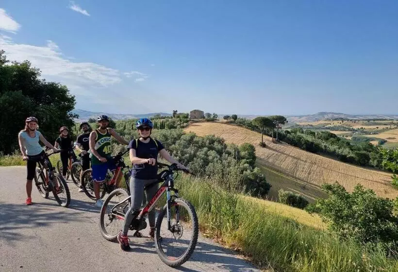 ホテル Agriturismo Essentia Dimora Rurale