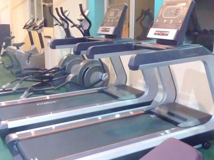 Nsey Hotel & Apartments