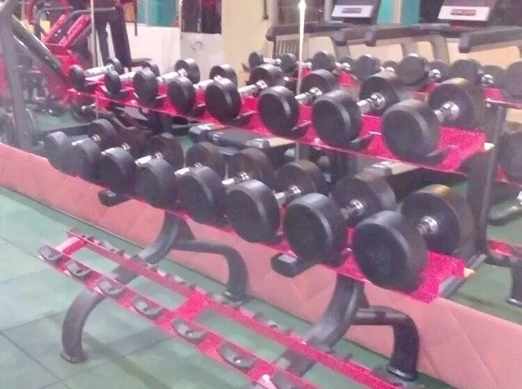 Nsey Hotel & Apartments