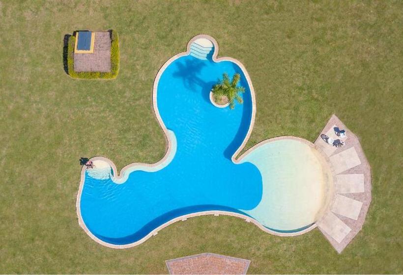 Solares De La Laguna